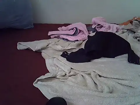 Snapshot of Sonnia_ chatting on June 2026 12:25:01 PM Sonnia online show from June 2026 12:25:01 PM
