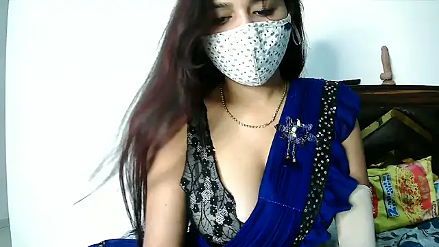 Gloie4u online show from October 2025 08:18:02 AM