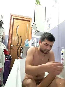 hornny1995 online show from December 2024 05:53:02 PM