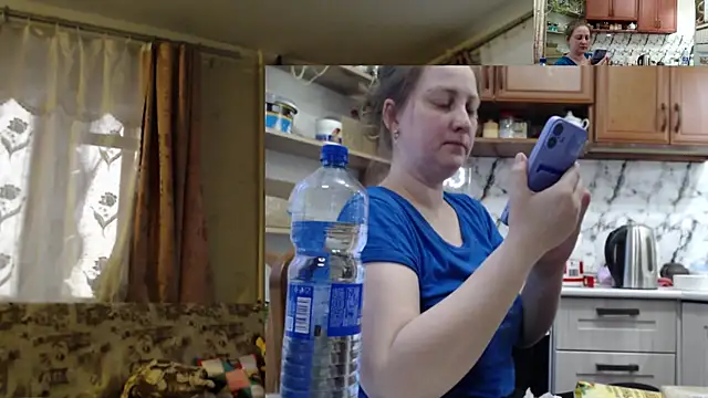 Sakura Green online show from November 2025 11:54:02 AM