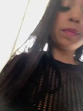 Snapshot of Juli_Walker chatting on December 2024 02:17:02 PM Juli Walker online show from December 2024 02:17:02 PM