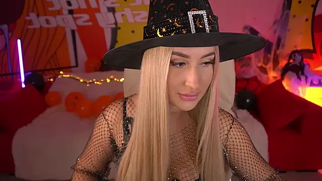 LiaBrazzerr online show from October 2025 02:18:02 PM