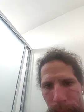 Crackkers online show from February 2025 03:37:02 PM