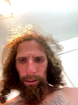 Crackkers online show from November 2025 10:39:02 AM