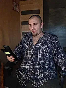 Foxyshaved online show from September 2025 05:42:01 AM