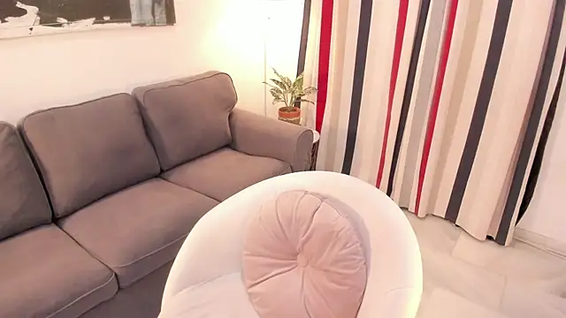 Raychell Black online show from October 2025 02:29:02 PM