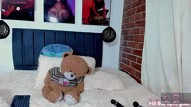 kyliejenner hot online show from February 2026 08:03:02 AM