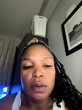 Snapshot of slimcateee chatting on October 2025 07:02:01 PM slimcateee online show from October 2025 07:02:01 PM