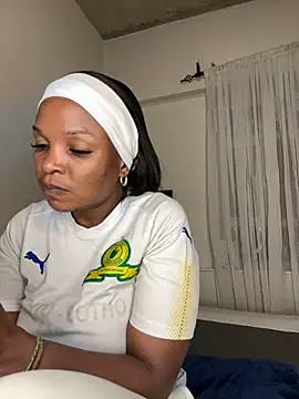 Snapshot of slimcateee chatting on November 2025 09:15:01 PM slimcateee online show from November 2025 09:15:01 PM