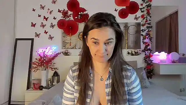 JoyCasidy online show from February 2025 06:26:01 PM