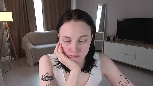 Snapshot of MaryCoopeer chatting on April 2026 05:36:02 AM MaryCoopeer online show from April 2026 05:36:02 AM