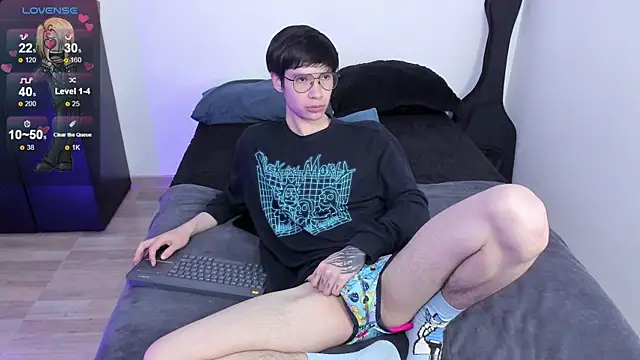 Aventure Twinks online show from March 2025 07:09:02 AM