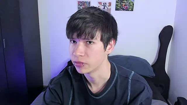 Aventure Twinks online show from October 2025 06:41:01 PM