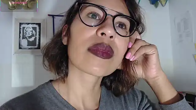 fantasty nylon online show from March 2025 12:48:02 AM