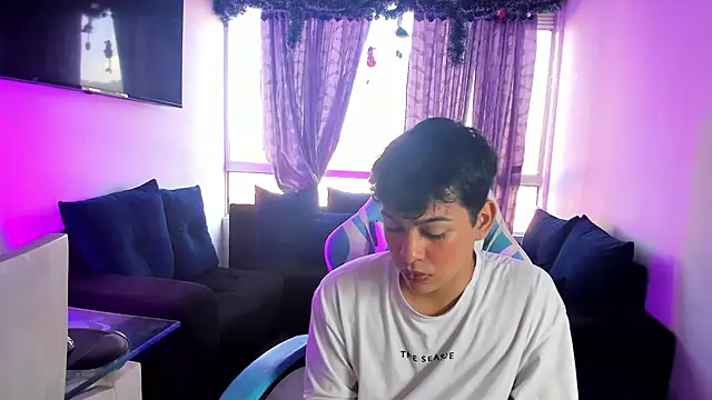 Franco Rizzo  online show from January 2025 04:11:01 PM