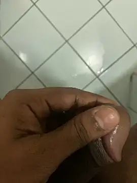 Snapshot of SLhotman chatting on January 2025 09:25:02 PM SLhotman online show from January 2025 09:25:02 PM