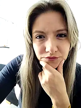 Snapshot of valeriahunter1 chatting on February 2026 11:30:01 PM valeriahunter1 online show from February 2026 11:30:01 PM