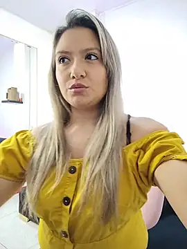 Snapshot of valeriahunter1 chatting on March 2026 10:04:02 PM valeriahunter1 online show from March 2026 10:04:02 PM