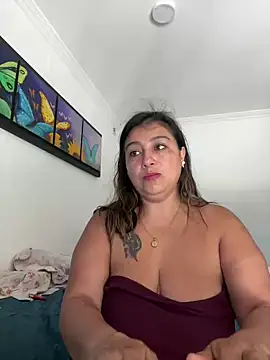 Snapshot of MrsFoucher chatting on January 2025 01:42:02 PM MrsFoucher online show from January 2025 01:42:02 PM