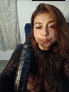 Snapshot of MrsFoucher chatting on May 2026 07:13:01 AM MrsFoucher online show from May 2026 07:13:01 AM