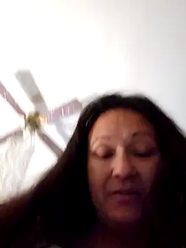 sweetkitty111 online show from December 2024 08:18:01 PM