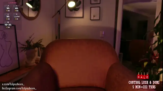 Snapshot of JulietteDee chatting on February 2025 12:52:02 AM JulietteDee online show from February 2025 12:52:02 AM