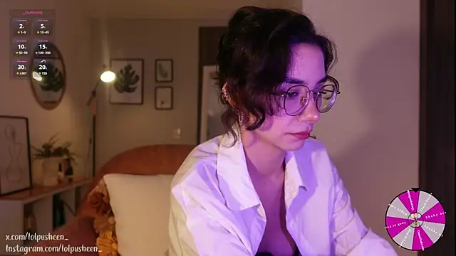 Snapshot of JulietteDee chatting on March 2025 10:38:01 PM JulietteDee online show from March 2025 10:38:01 PM