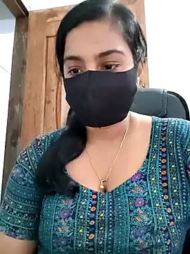Snapshot of Ritusri_Dotta chatting on December 2024 06:40:01 AM Ritusri Dotta online show from December 2024 06:40:01 AM