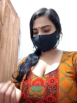Snapshot of Ritusri_Dotta chatting on March 2025 07:42:02 PM Ritusri Dotta online show from March 2025 07:42:02 PM