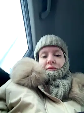 LikaCat online show from November 2025 02:00:01 AM