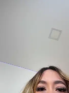 Snapshot of Alison_Diaz17 chatting on December 2024 10:11:01 PM Alison Diaz17 online show from December 2024 10:11:01 PM