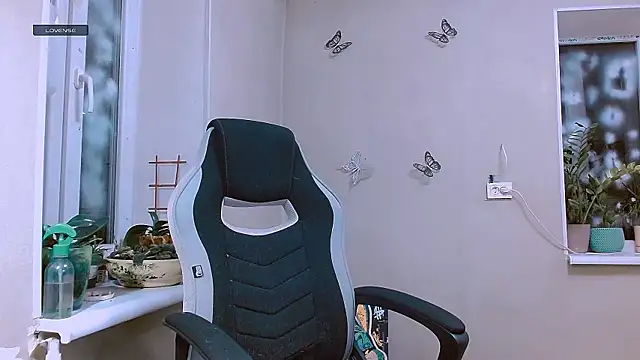 Snapshot of RosaJil chatting on January 2026 07:08:02 PM RosaJil online show from January 2026 07:08:02 PM