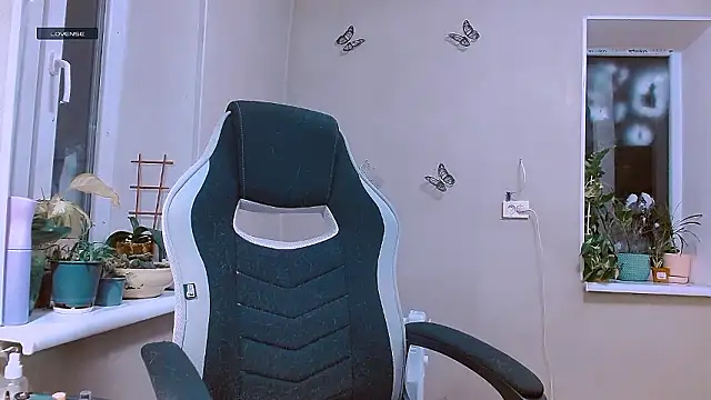 Snapshot of RosaJil chatting on February 2026 05:44:02 PM RosaJil online show from February 2026 05:44:02 PM