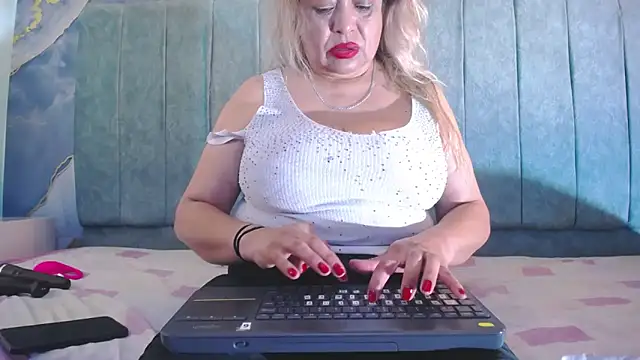 Snapshot of Natasha_699 chatting on May 2026 11:22:02 PM Natasha 699 online show from May 2026 11:22:02 PM