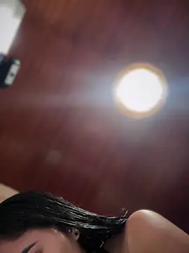 MarianaBenz online show from December 2025 11:34:02 PM