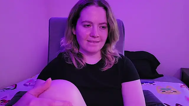 Snapshot of InternetFairy_XO chatting on November 2025 04:48:01 AM InternetFairy XO online show from November 2025 04:48:01 AM