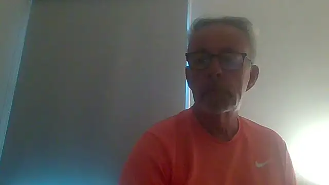 Snapshot of tuggy59 chatting on September 2025 05:09:01 AM tuggy59 online show from September 2025 05:09:01 AM