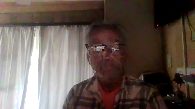 Snapshot of tuggy59 chatting on October 2025 04:44:02 AM tuggy59 online show from October 2025 04:44:02 AM