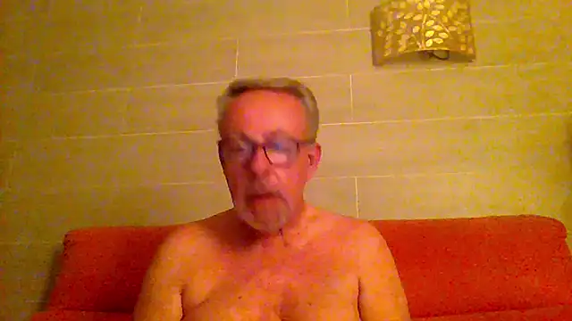 tuggy59 online show from May 2026 03:36:01 AM