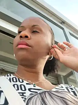 Jeniffer Jarvis online show from February 2026 03:41:02 PM