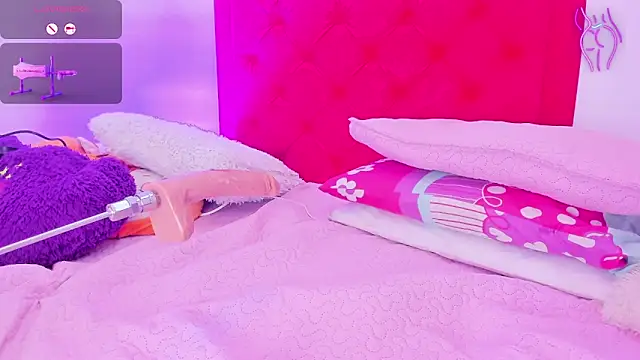 Snapshot of Sofia_Girl_ chatting on January 2025 07:35:02 AM Sofia Girl online show from January 2025 07:35:02 AM