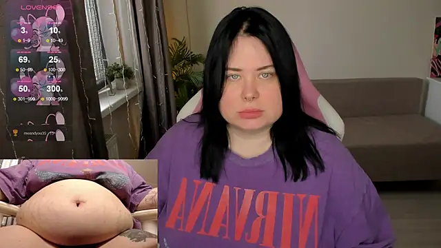 Snapshot of Akemi_BBW chatting on December 2025 07:13:02 AM Akemi BBW online show from December 2025 07:13:02 AM