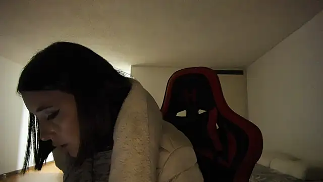 zoe jeane beker online show from December 2024 02:52:01 AM