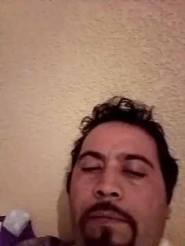 Snapshot of maxAnderson_1 chatting on February 2026 05:05:01 AM maxAnderson 1 online show from February 2026 05:05:01 AM