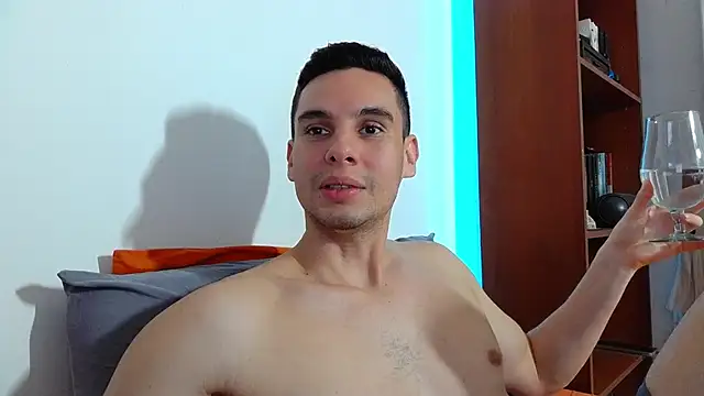 Snapshot of cristo_master chatting on February 2025 11:44:02 PM cristo master online show from February 2025 11:44:02 PM