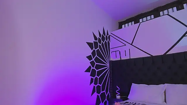 DereckCooperr online show from January 2025 11:07:01 PM