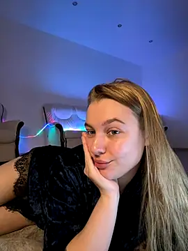 freiiaflower online show from November 2025 01:26:01 AM