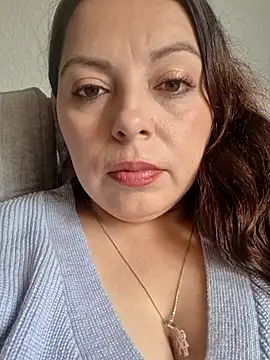 Snapshot of seherlatin chatting on April 2026 03:51:02 PM seherlatin online show from April 2026 03:51:02 PM
