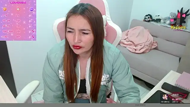 Snapshot of EVA_GRAYS chatting on March 2026 12:05:01 AM EVA GRAYS online show from March 2026 12:05:01 AM