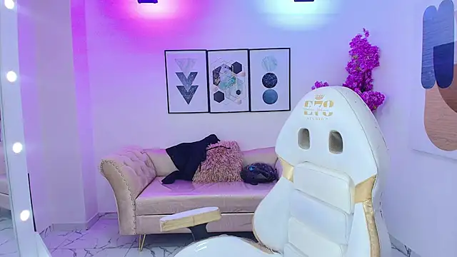 Isa reel online show from March 2026 07:52:02 PM